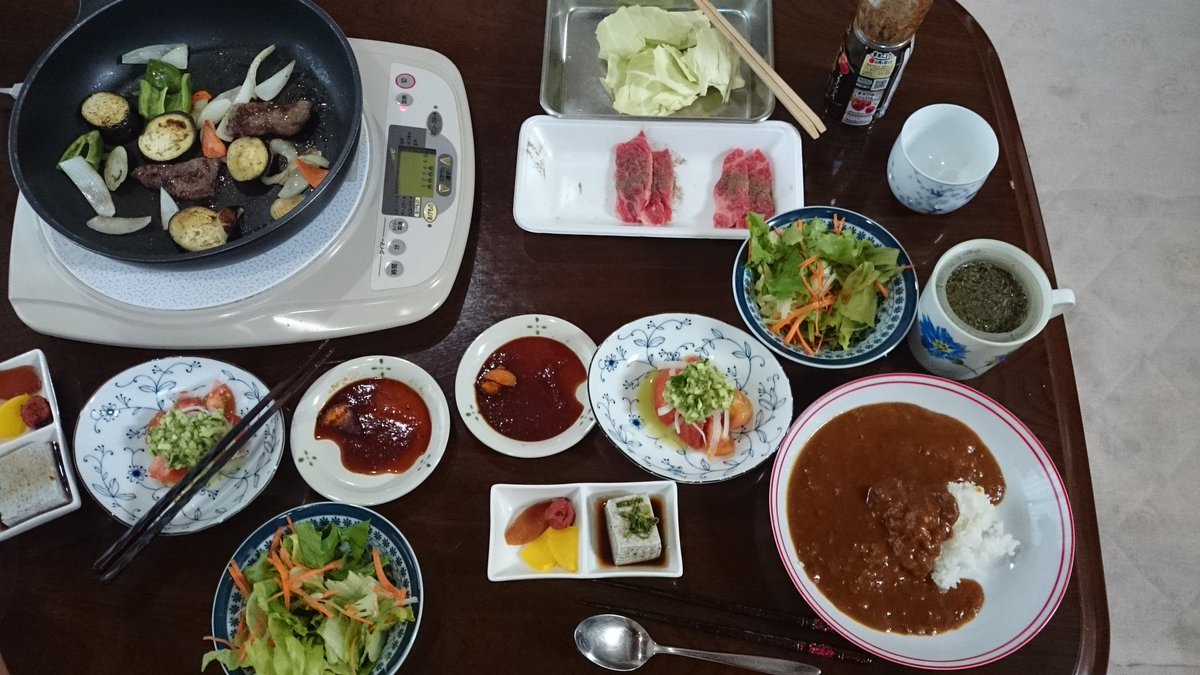 CKStar36's tweet photo. #焼き肉とカレー
今日は、焼き肉とカレーライス❤ https://t.co/IXZFKUJfnW