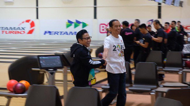 Jokowi: Nama Cak Imin Ada di Kantong Saya untuk Cawapres

<a href="/cakimiNOW/">A Muhaimin Iskandar</a> <a href="/jokowi/">Joko Widodo</a> <a href="/DPP_PKB/">DPP PKB</a> <a href="/dpwpkbjabar/">DPW PKB JABAR</a> m.detik.com/news/berita/41…