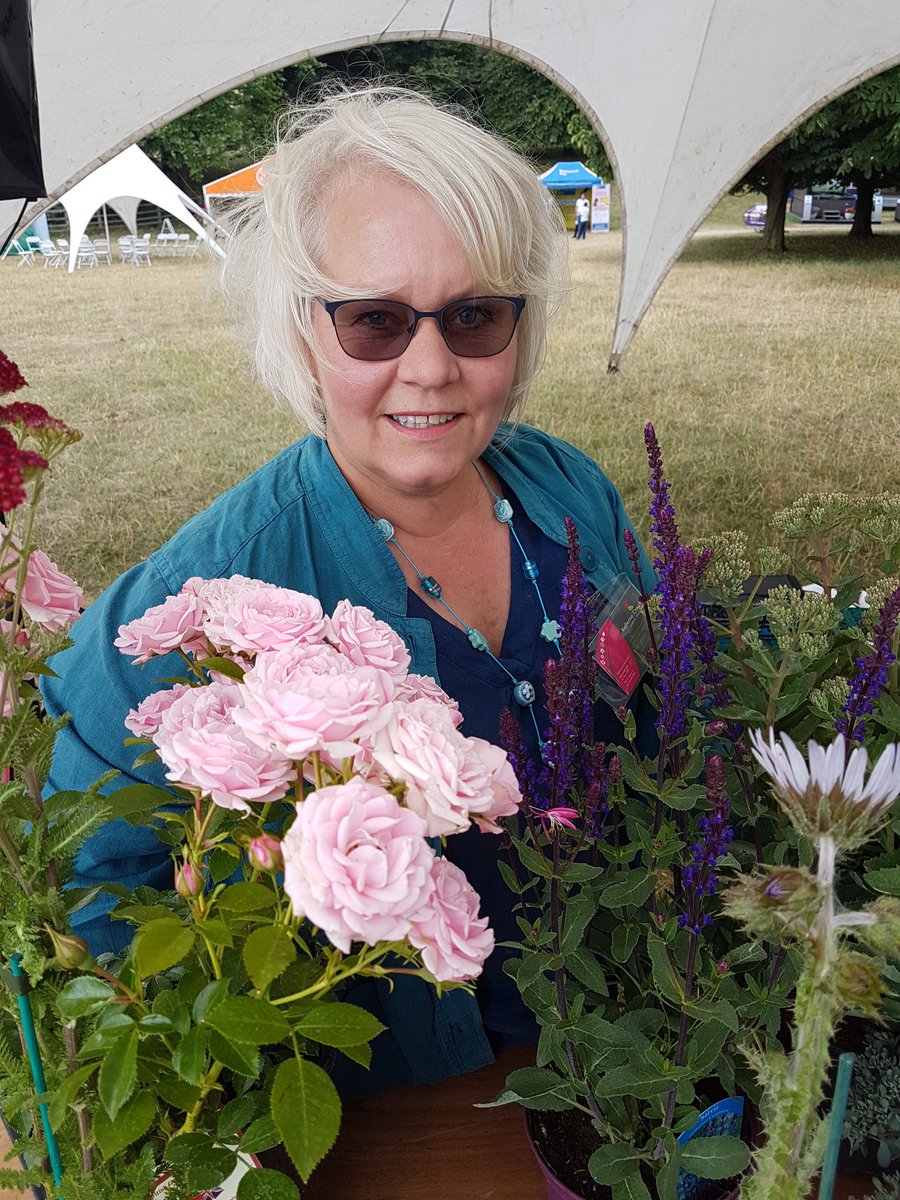 HenleyShow's tweet photo. Come and join us at the Gardening Talks Theatre at 11am and 1.30pm today where we'll be joined by Katherine Couch who will be telling us more about plants that should be better known 🌹 #gardenshow #henley #henleyonthames https://t.co/TqVLHzKdlb