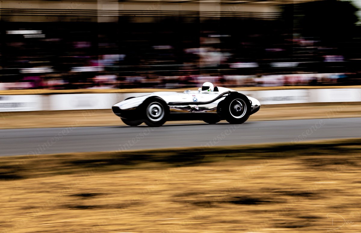 PhotoQuin's tweet photo. Amazing sights @fosgoodwood 
_______________________________
#fos #GoodwoodFOS #goodwood #festivalofspeed #motorsport #cars https://t.co/5iREeVVTdf