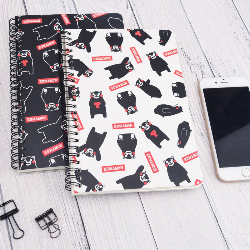 eymhouse's tweet image. #EYMhouse Kumamon Cuteness Spiral Ruled Notebook A5
Rp 34.000

Buku tulis bergaris dengan sampul bertema pola maskot beruang hitam lucu berpipi merah dari Jepang, Kumamon! Dijilid spiral agar buku bisa dibuka lebar dan halamannya tidak mudah terlepas.