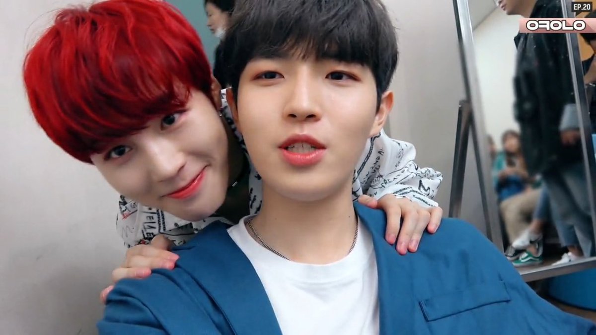 THIS IS THE CUTEST PIC OF MEBOZ SO FAR! i love how woon's hair blends with hwan's shirt ;___;