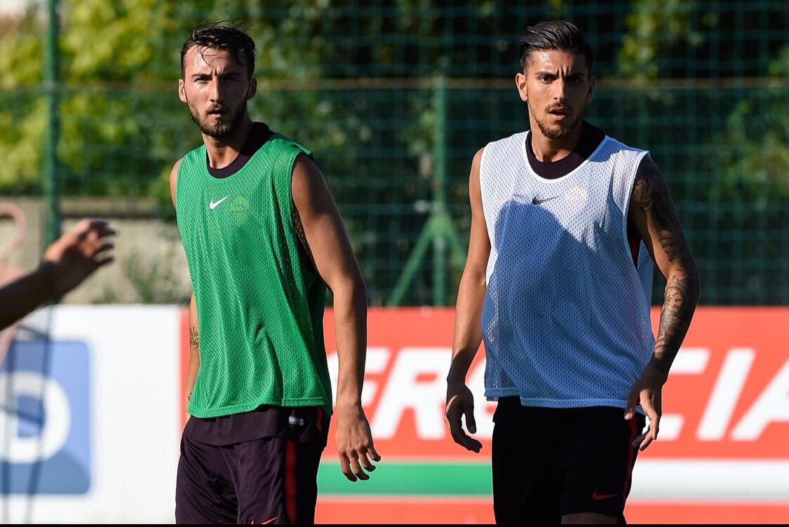 Cristante's tweet image. Lavoro e sudore. È la strada giusta, la nostra strada, la strada della Roma 💛❤ #dajeRoma @OfficialASRoma