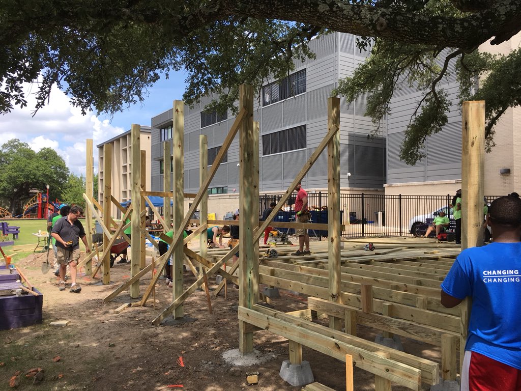 WaggonnerBall's tweet image. Making good progress! Last footing poured and the deck is filling in nicely. @GroundworkNOLA @KIPPLeadership