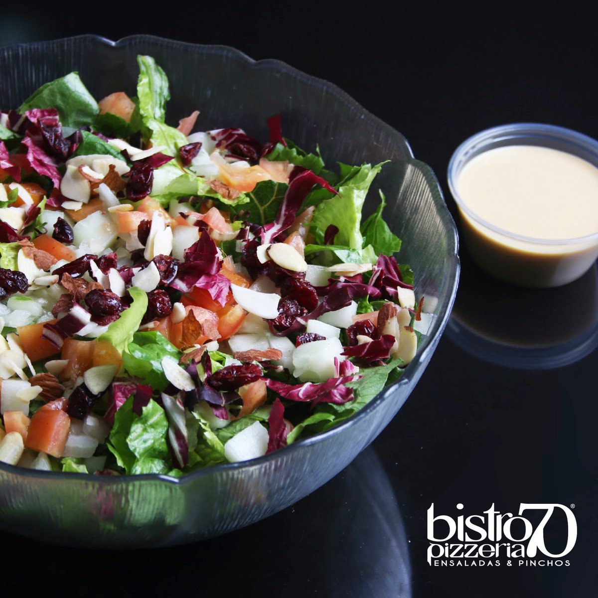 bistro70dice's tweet photo. Si quieres algo liviano y saludable de cena no hay problema, tenemos menú de ensaladas para tu disfrute.

#PizzaLovers #Pizzeria #Ingredientes #Comida #Sabor #Venezuela #Pizza #ComidaItaliana #Pinchos #Frescura #Pepperoni #Tocineta #Maracaibo #SanFrancisco #PizzariaMcbo https://t.co/NSXt0OwtPg