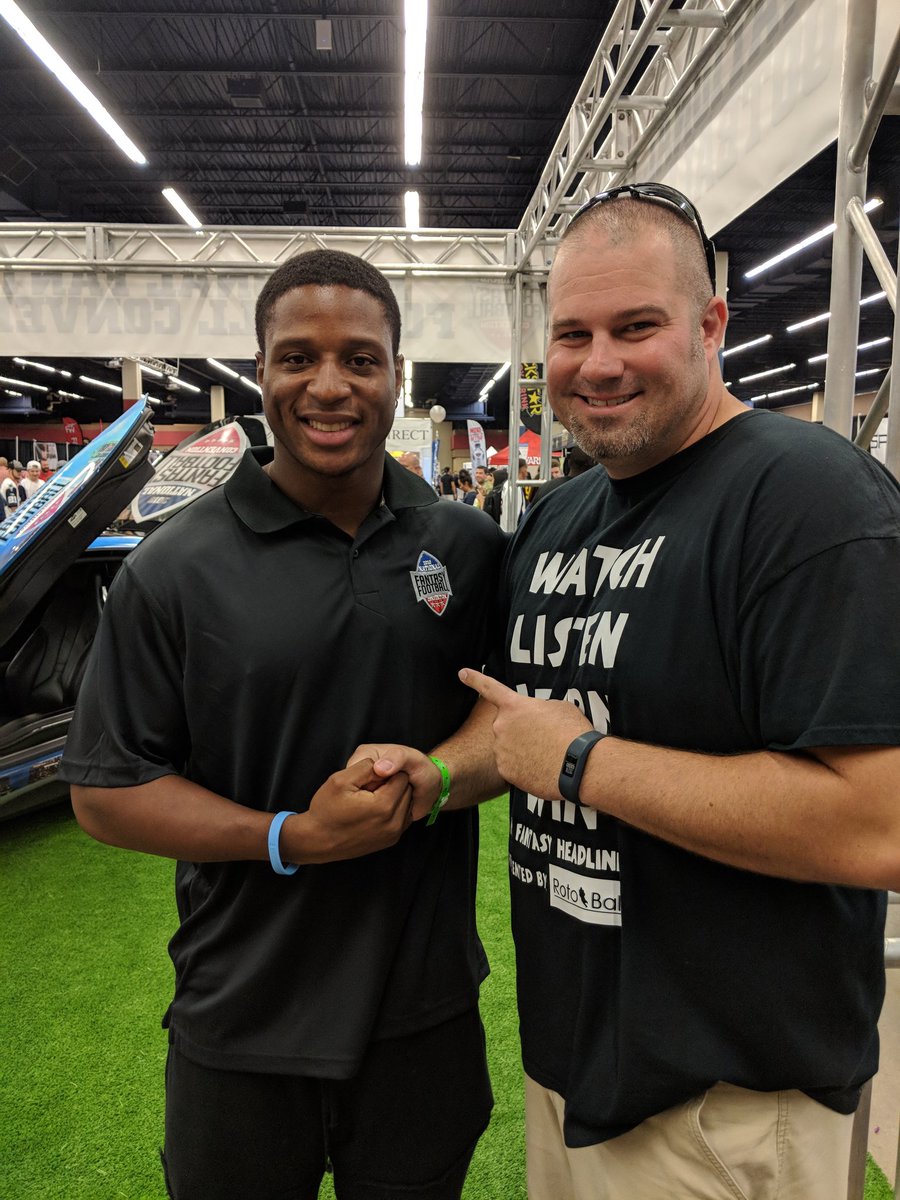 FntsyHeadliners's tweet photo. Are you at @GoNFFC ??
So am I!
Hit me up, would love to meet you!
#FantasyFootball #KenyonDrake https://t.co/nmMGh3REEG