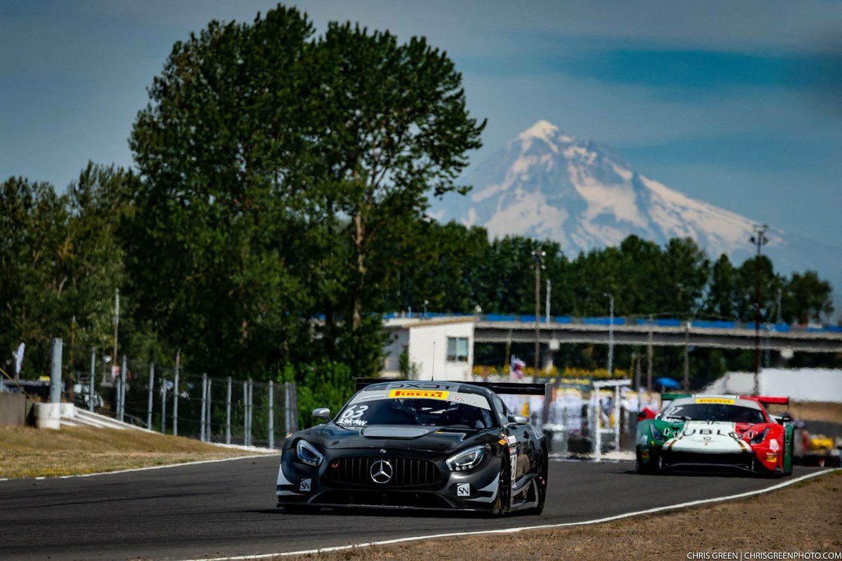 DXDTRacing's tweet photo. Race day! 🏁 qualifying today at 9:10am - Race ar 1:10 pm (PDT) @WCRacing @SNmortgage @MBUSA #teamDXDT #PWCRoseCup https://t.co/N8JshvQLPf