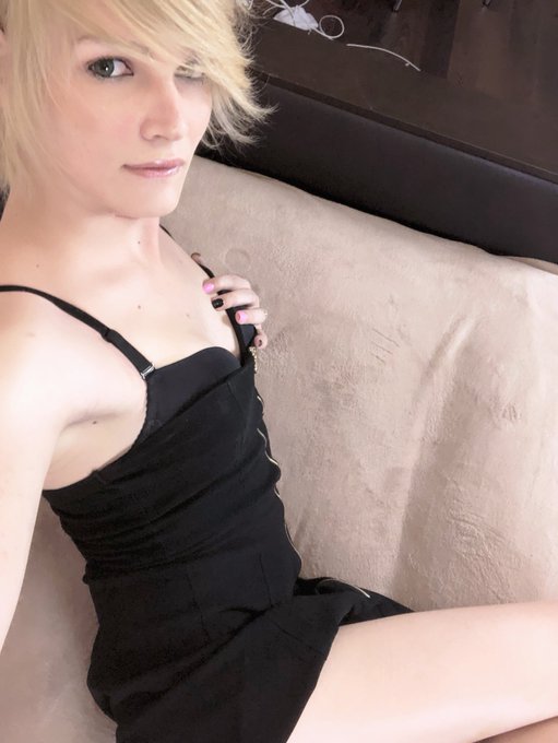 Chaturbate stream is coming ❤️❤️ https://t.co/zBozKAivud<a href="/tag/groobygirl"class="tags"><span>#groobygirl</span></a>