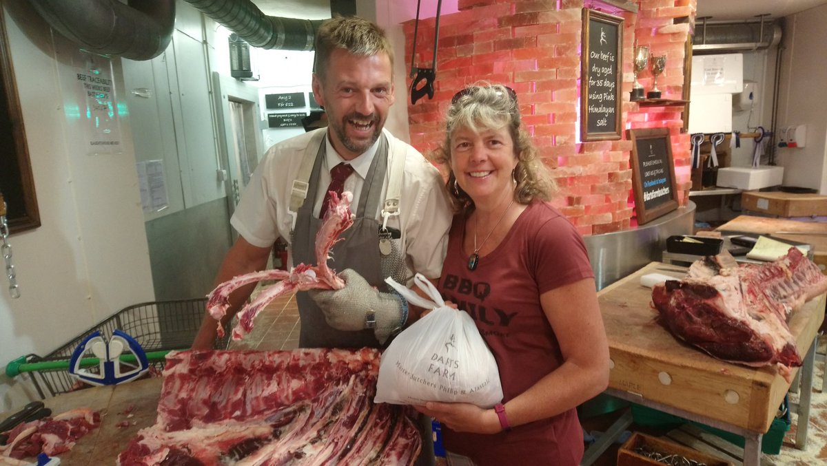 Just picked up some beautiful meat <a href="/butchersatdarts/">Butchers@Darts Farm</a> for <a href="/PenGrillie/">PenGrillie</a> #bbq competition thanks Alastair #local #Devon