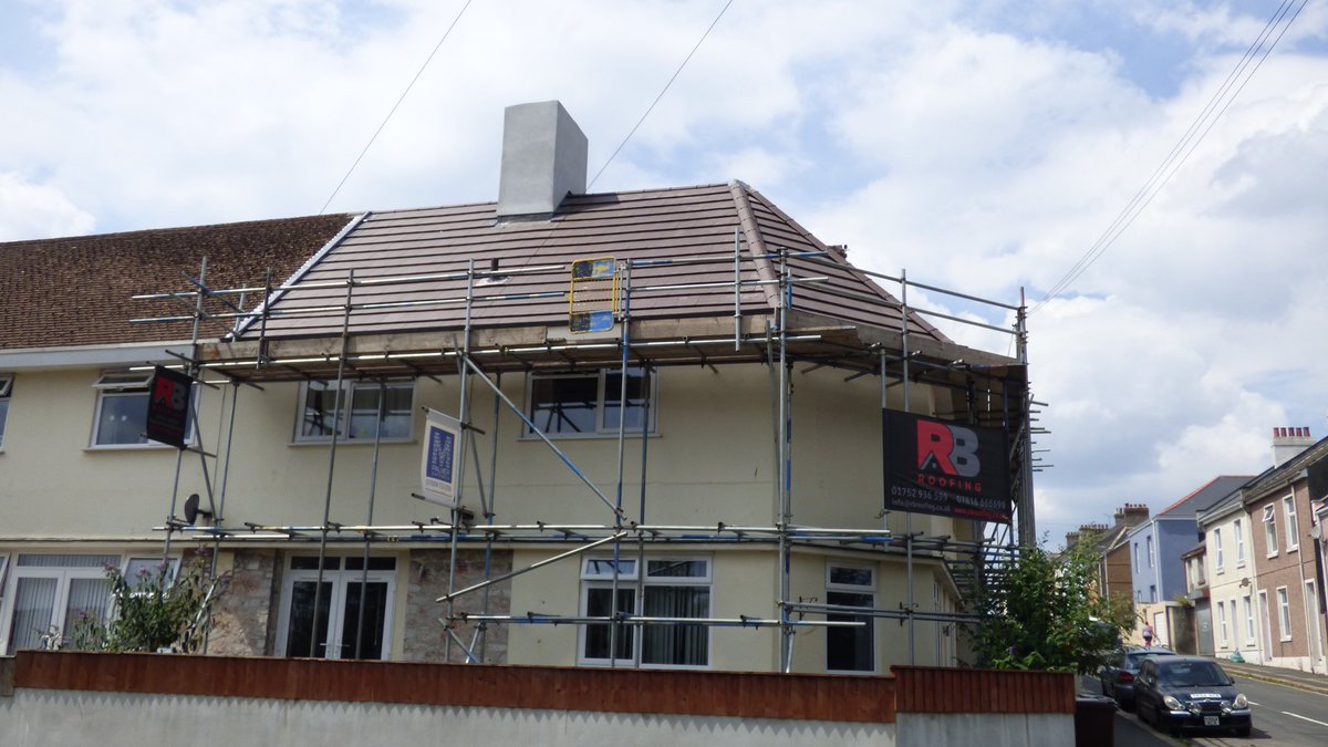 rb_roofing_'s tweet photo. New Marley modern tiles installed on a project in Plymouth, new render works to chimney https://t.co/vbdKAQ9jn9