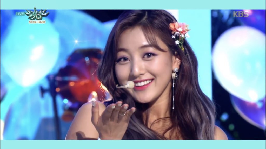 なる A Twitteren ジヒョ日焼けガッツリしたね笑 日焼けしたジヒョがいい人 いいね 日焼けしてないジヒョがいい人 Rt