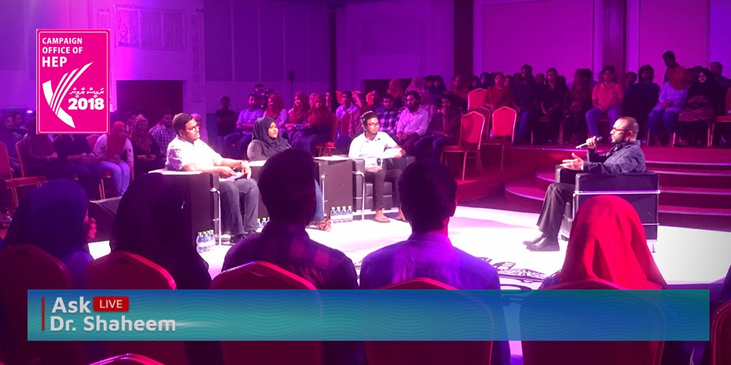 mumthaz28591150's tweet photo. #ASKDRSHAHEEM

“Zamaanee Islamic University eh Hulhumale gai gaaim kurumah vanee nimmaafa ” 

Dr. @Mohamedshaheem1 

#AskLive
#MyNationMyFuture
#YameenShaheem2018InshaAllah
#YS2018 https://t.co/oLhPVfxTeU