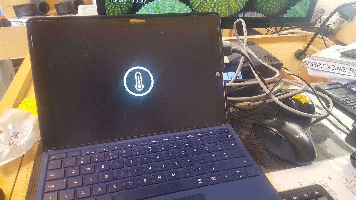 My laptop feels like I feel. #hothot #computersaysno
