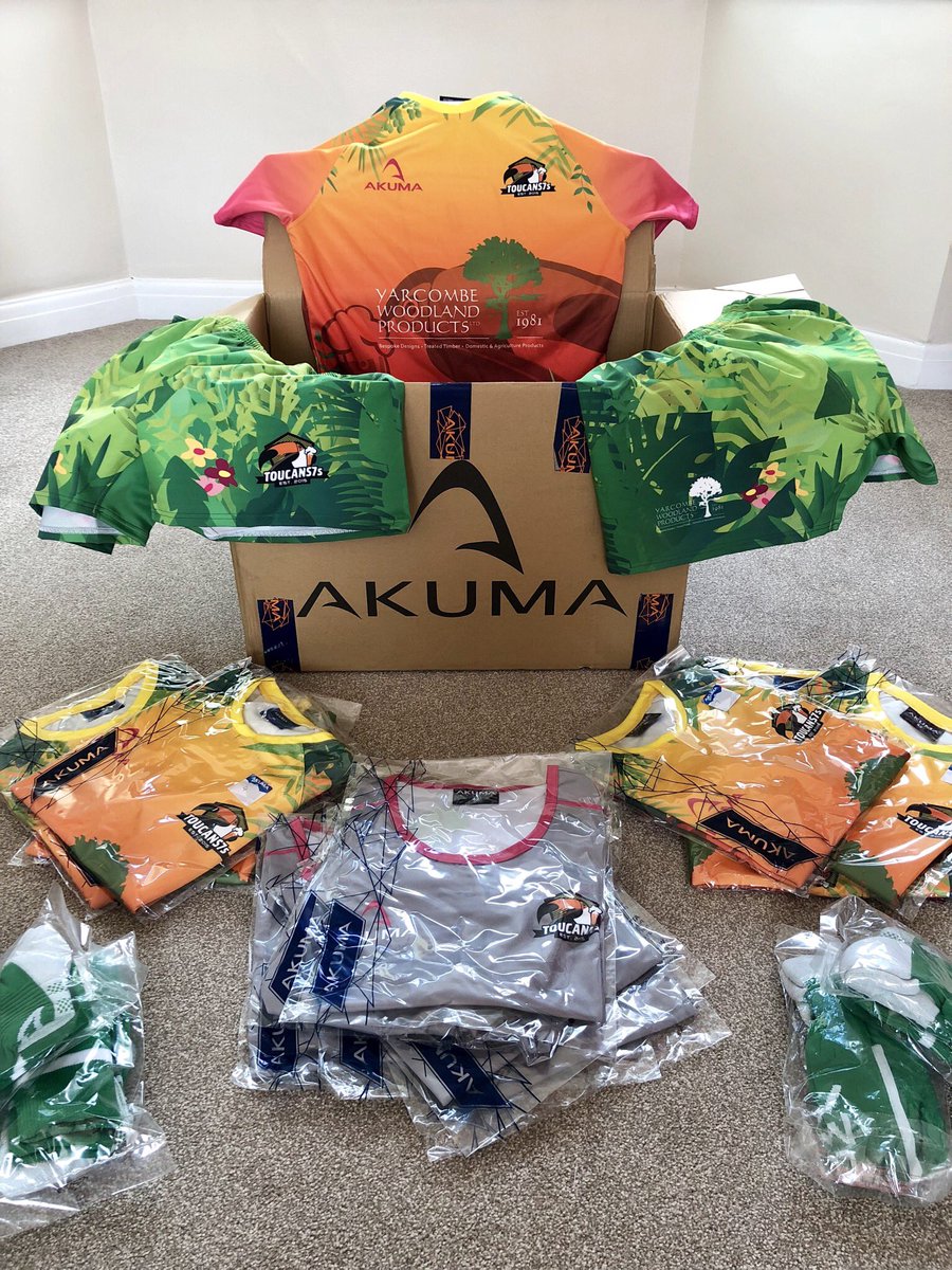 New stassssssh alert 🚨 

Thank you to @Akuma_Rugby for hooking us up with the fresh new kit 👀🔥!! #kakaaar #naughty
