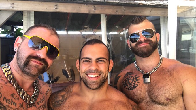 Pool party with my man and our boy! #ptown #bearweek https://t.co/EH1rj60Z1Z<a href="/tag/ptown"class="tags">#ptown</a><a href="/tag/bearweek"class="tags">#bearweek</a>