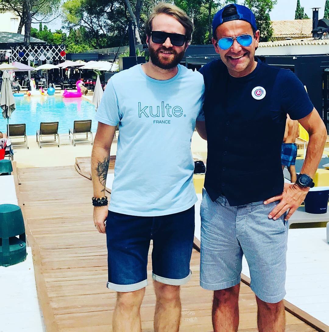 #Cocorico #PoolParty #MasDeCouran #14Juillet #Kulte #Kulte1998 #France
@AGENCELADS <a href="/Kulte/">Kulte</a>