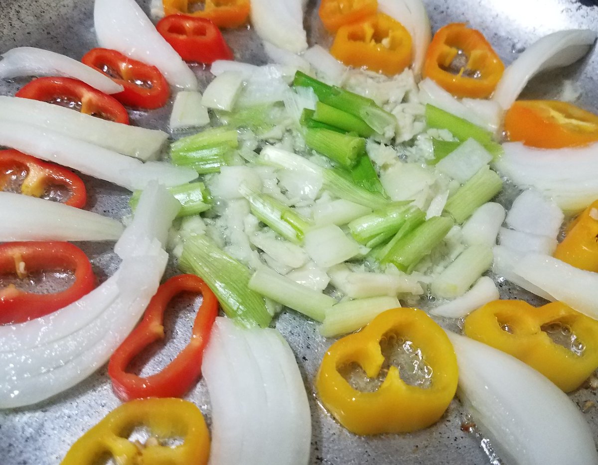 EveLkCuisine's tweet image. #signature #breakfastprep #staytuned.