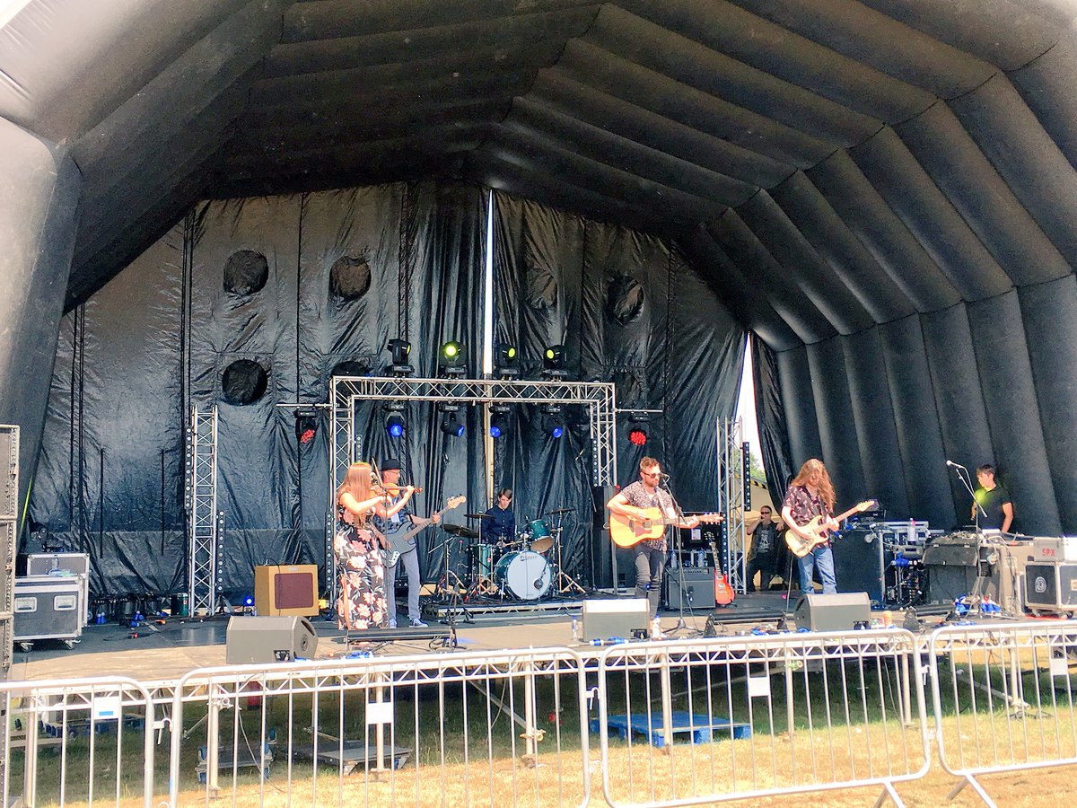Day 2 is off to a great start with @CallahanMusic_ <a href="/FunkyVoices/">Funky Voices</a> <a href="/bigjacketband/">Big Jacket</a> <a href="/ArcavesMusic/">ARCAVES</a> opening up on the Main Stage and <a href="/bbcintroinessex/">BBC Music Introducing in Essex</a> Stage 😎🎶