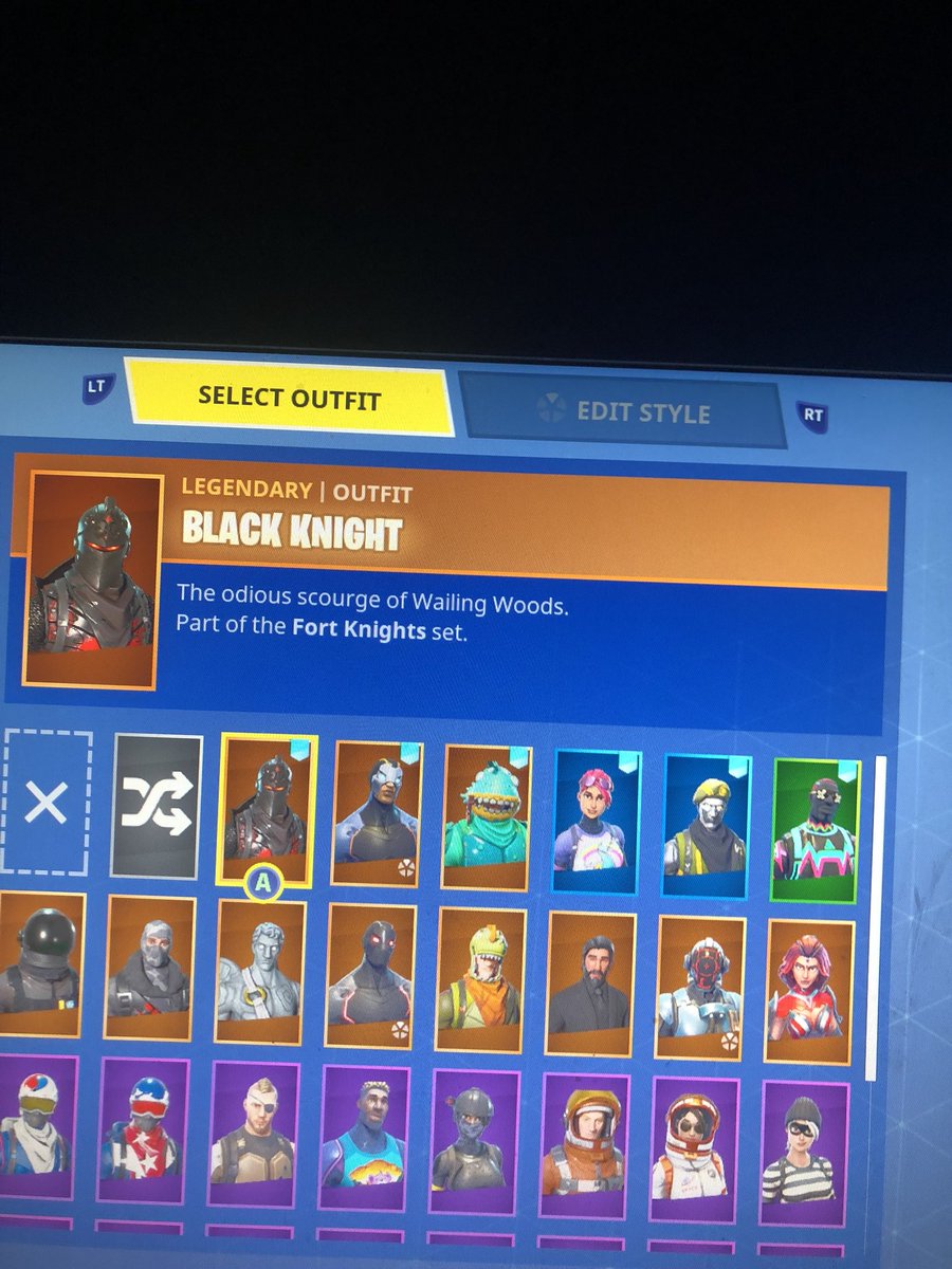 Selling fortnite account with skull trooper black knight and 15+ other skins will trade for account with aerial assault or will sell for 50$ 
🗣Dm Me serious offers only