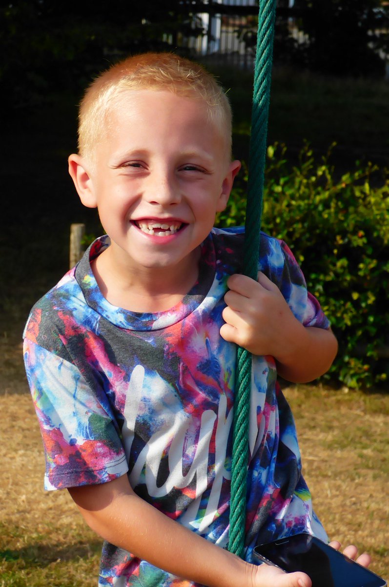 Malpas_Park's tweet photo. Photographs from this year's PSA BBQ and Scavenger Hunt are available on the website via the link. #gomppspsa https://t.co/Fqo9tIzl50 https://t.co/SRt6je4VLc