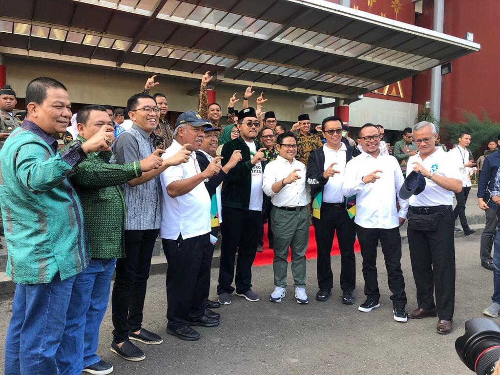 AndiRuny2's tweet photo. #CakImin 
#JokowiCakImin
#JOINSULTRA
Tekan Gejolak Politik, PPPKI Canangkan 2019 Jadi Tahun Persaudaraan https://t.co/0x1tXC6EsV lewat @infonawacita
@cakimiNOW 
@KORNASJOIN 
@EkoSandjojo 
@taufikmadjid71 
@joinsultra 
@cidilowe 
@rusdin_nur 
@brewokewako https://t.co/49QZzkG118
