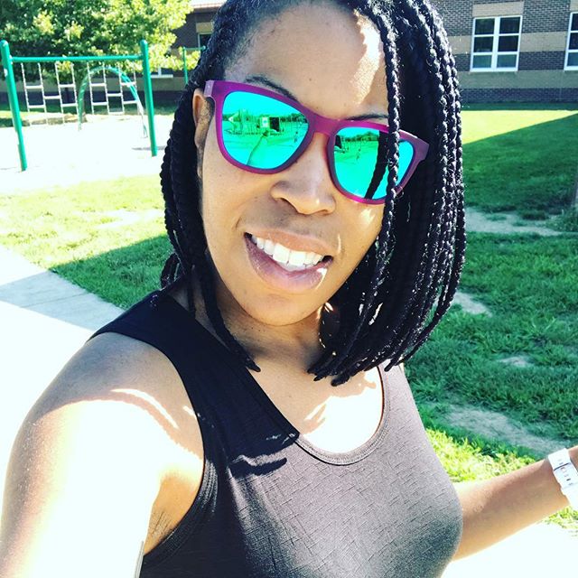 LuLaRoeNatashaB's tweet photo. Playground time with both of my boys. That’s what this life is all about. ❤️ #fitmomof2 #boymom #blacklabel #thrivelife #thriveexperience #thrive #lularoetanktop #goodr #purpleshades #lularoeretailer https://t.co/4RWhHy95fX https://t.co/HTj9ot6jlE