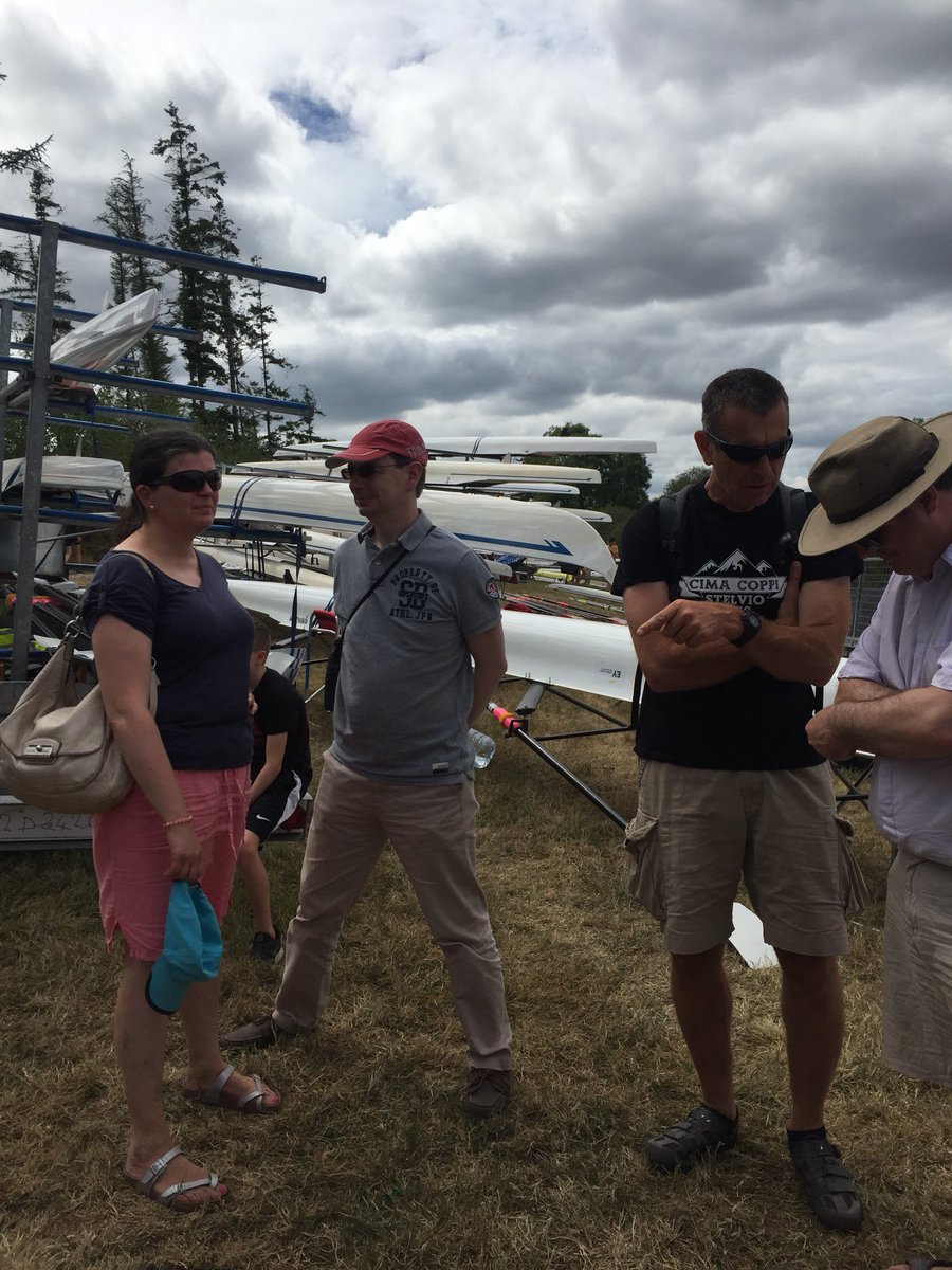 RockRowing2's tweet photo. Best of luck to U16 &amp; U15 8s hitting the water for their race #cork #IrishRowChamps2018 https://t.co/O6w0hrNwuY