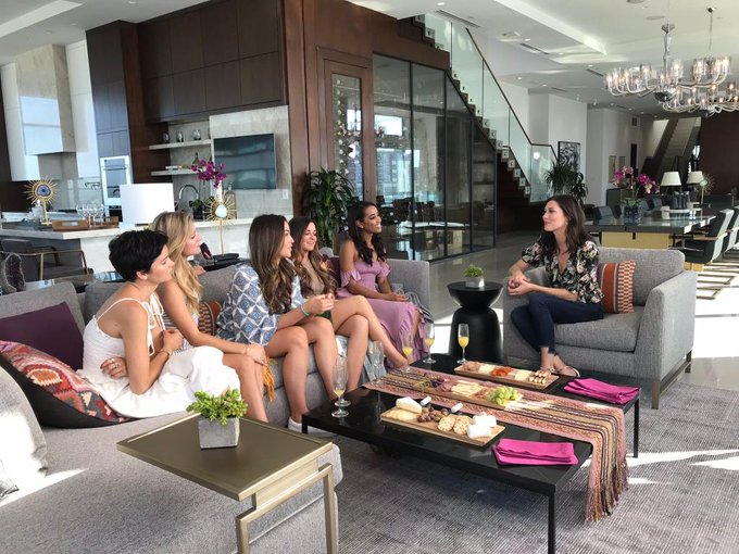 Bachelorette 14 - Becca Kufrin - Episode 8 - July 16th - *Sleuthing Spoilers* - Page 2 DiEilj7XkAEyQ-I