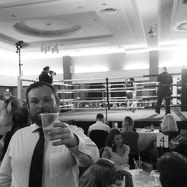 DDaly555's tweet photo. I am boxing. https://t.co/B32U2aJtX0 https://t.co/cfMueonqTy