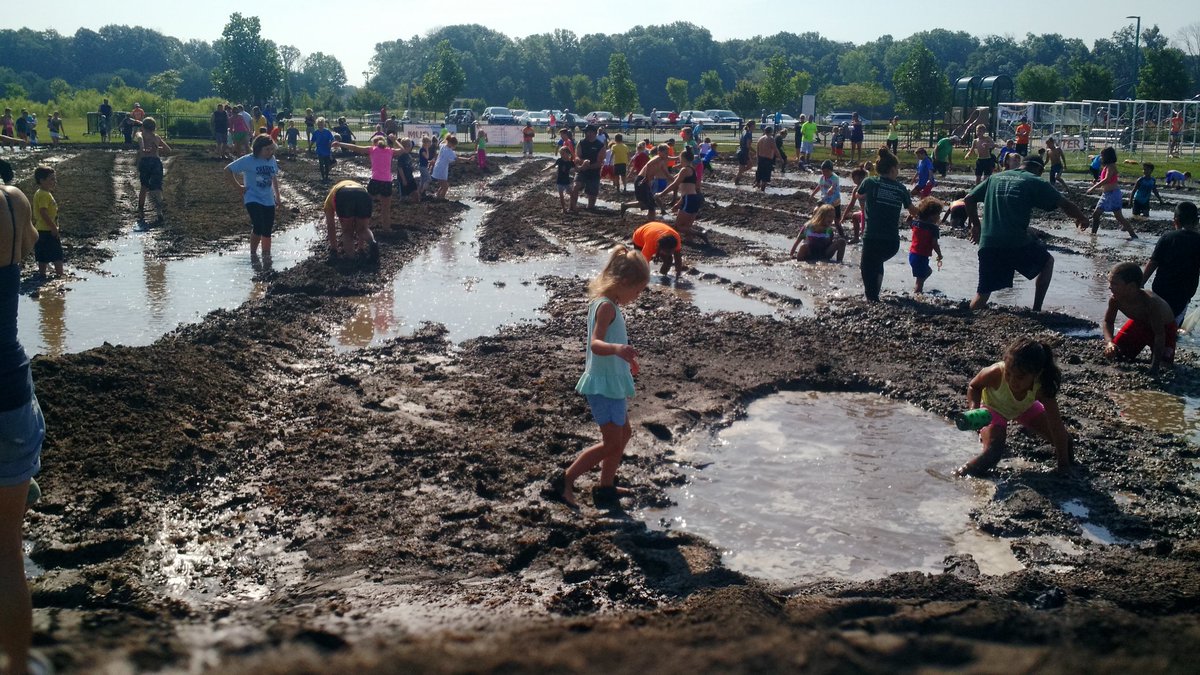 lisasknow's tweet photo. @FishersParks @FishersIN #aroundfishers #mudday https://t.co/w8KJfkGD7u