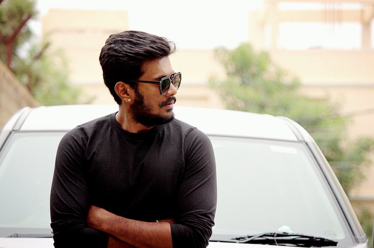 nimmaDhanush's tweet photo. #Jooru 😁😁
#dhanush Kumar
#kannada
#jaibhuavaneshwari #jaimaheshwaramma https://t.co/jNFQmEvlvp
