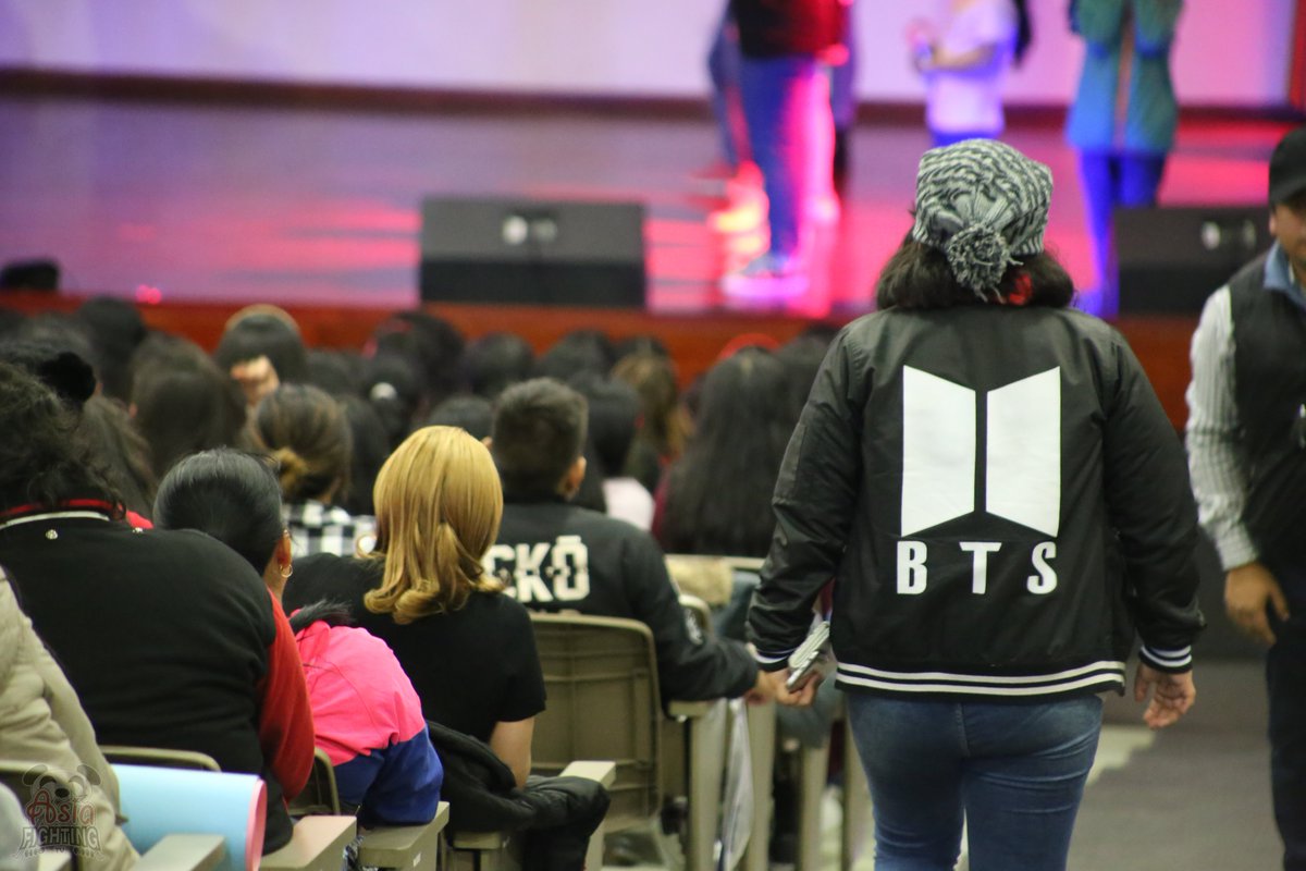 asiafighting_'s tweet photo. Un Previo de lo que fue el #BTSFanFest #BTS #AsiaFighting #KDreamsPeru https://t.co/e7q6zCtSeX