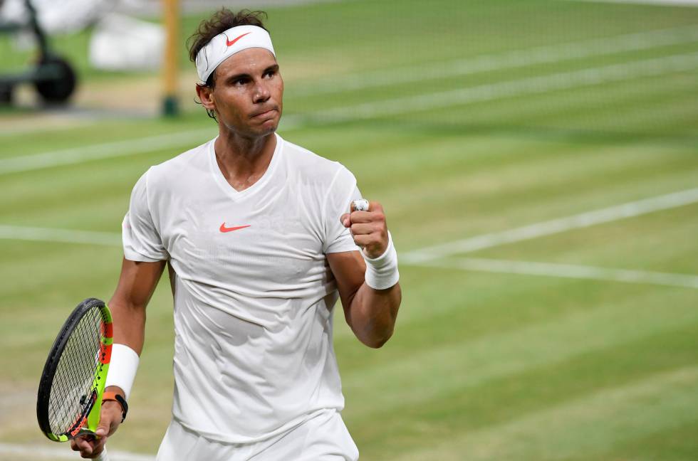 Nunca cede ante nadie.... <a href="/RafaelNadal/">Rafa Nadal</a> En las buenas y en las malas...  Muy grande !!! 🇪🇸🎾  🇪🇸 #Wimbledon  <a href="/Wimbledon/">Wimbledon</a>