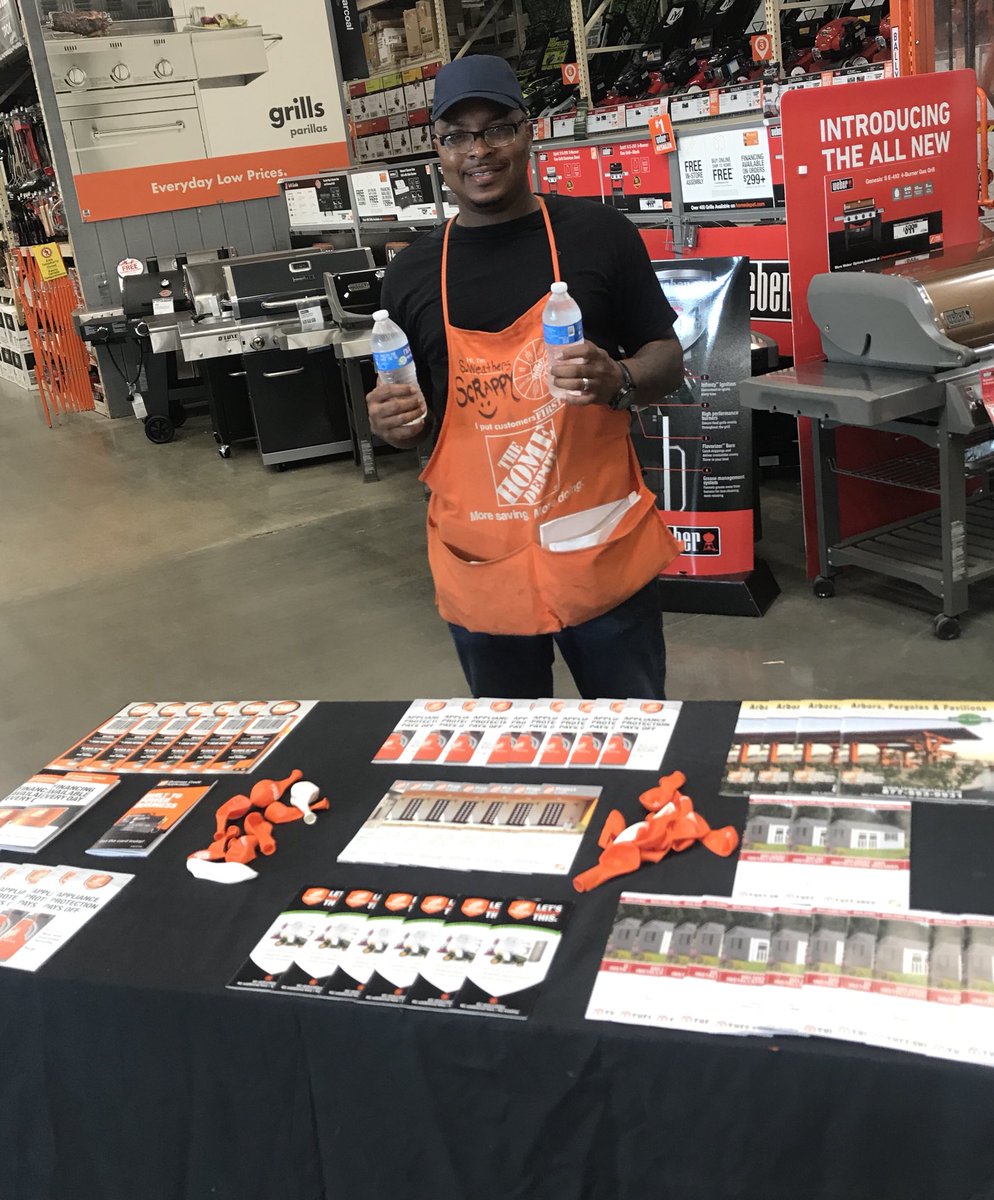 LukeCarroll20's tweet photo. Check out Scrappy! Driving credit and handing out water to our customers @ginger_coleman @Tenney1R @homedepotswitz @Rockywalker1981 @kbenson2012 https://t.co/db6KVcEZlD