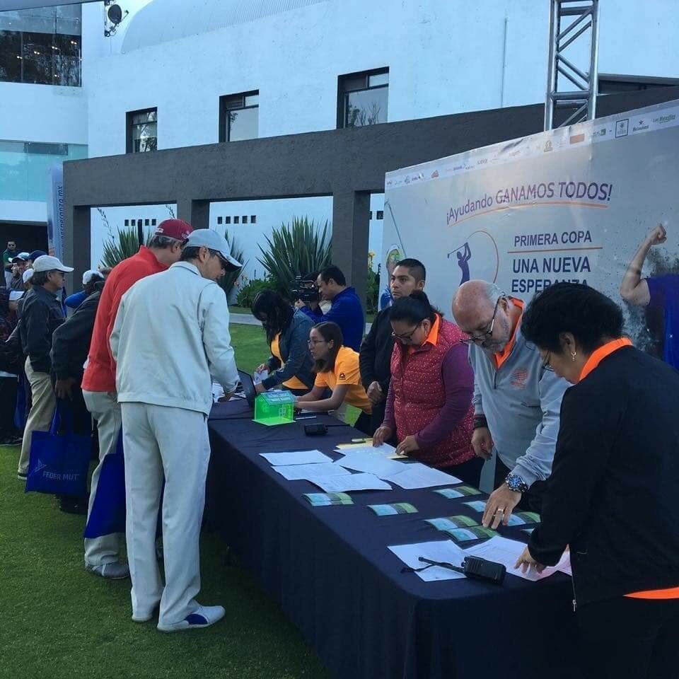 UNEABP_MX's tweet image. La Primera Copa Una Nueva Esperanza fue todo un éxito. Agradecemos a todos los jugadores y patrocinadores @zoewaterpuebla @zoewater @marriotthotels #Elementa @federmut @sporticomx @boccanera_seafood @keryflowers @miga_trading #Infogolf @firstteemex @johnbernardomx Gracias!!!