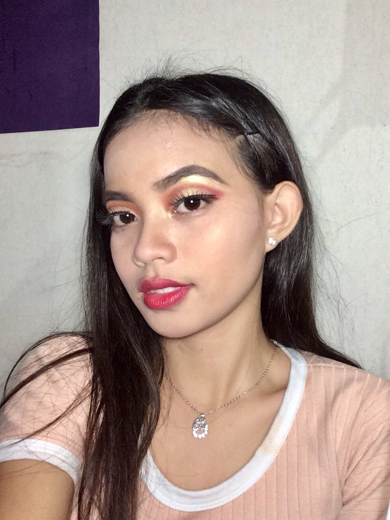 plattypusss's tweet image. 2nd time 💋
#justpracticing 
#makeupEnthusiast💞