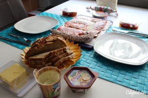 2travelingtxns's tweet photo. The ULTIMATE Guide to Eating in Germany https://t.co/vrUWlgjmHc #Foodie #FoodieGuide #FoodinEurope #GermanCuisine #GermanFood #Germany #GermanyFood #GermanyTravel #StreetFood #TraditionalGermanFood #TravelFood #TravelGermany via @Caliglobetrotr #TheWeeklyPostcard https://t.co/Bd2hnRNMyg