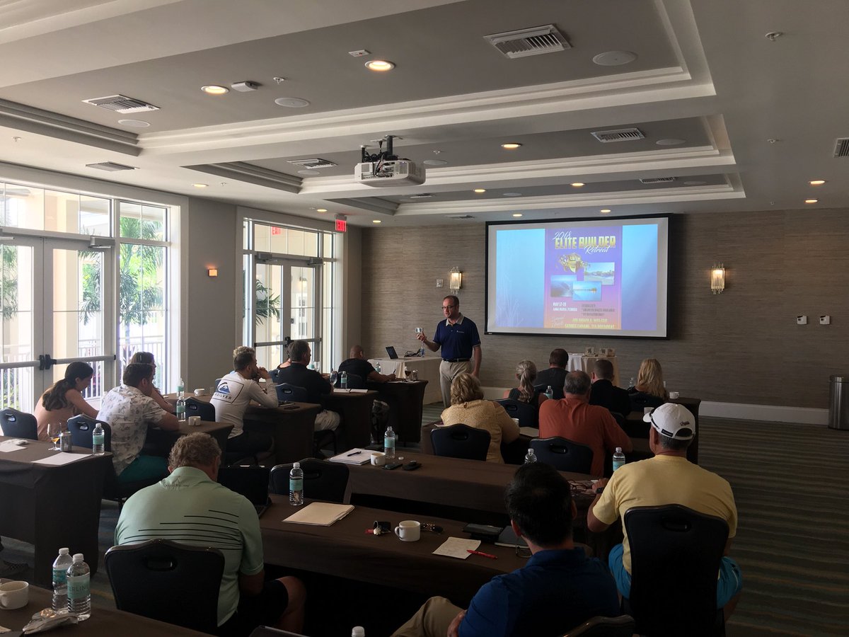 dipaola_joe's tweet image. Chris Felton at The Elite Builder Retreat in Anna Maria Island, Florida. @therealwfg #wfg #evolvewithwfg