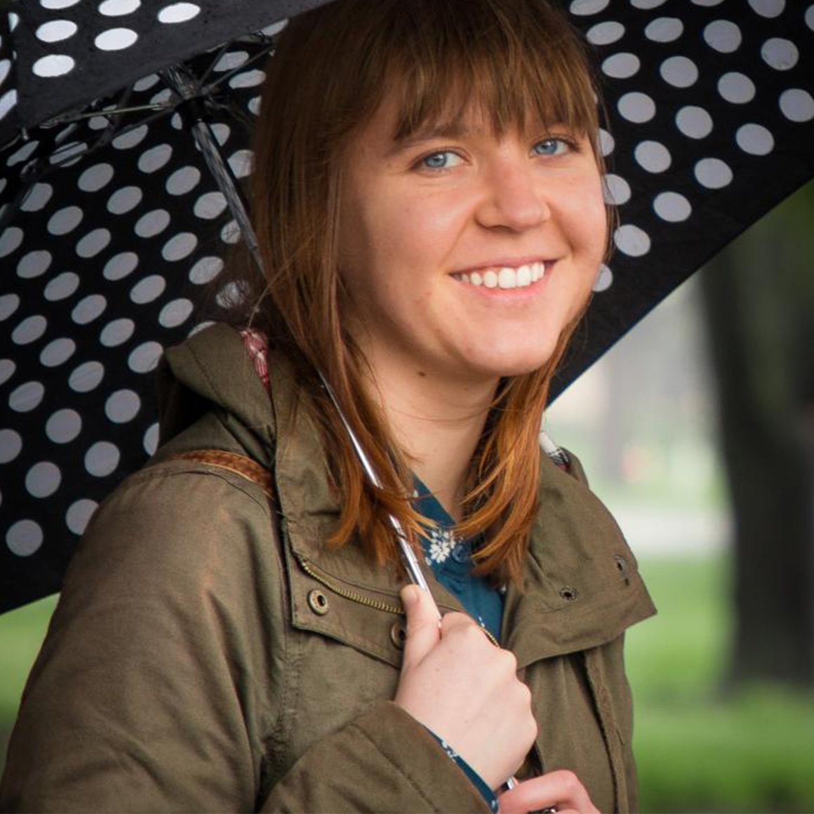 UofCalifornia's tweet image. How my background helped me:  My parents had to work hard to support our large family. Their perseverance truly taught me the value of diligence, and of not being limited by the cards life has dealt you.—#FirstGenUCDavis undergrad Samantha Dunn @ucdavis bit.ly/2ueA0qD