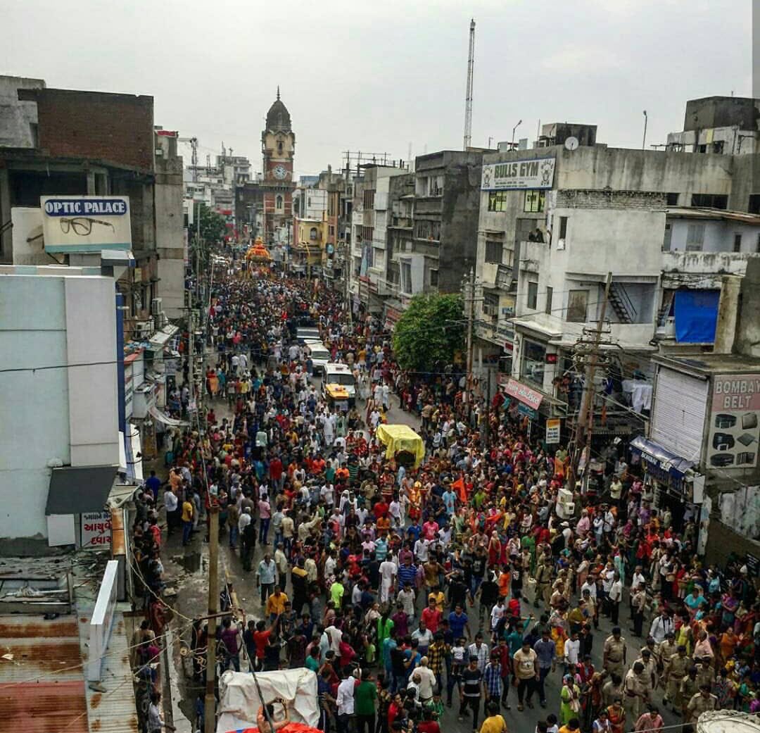 TheVadodara's tweet photo. Rathyatra 2018 🙏
#Vadodara #Baroda #TPOV_ https://t.co/26NS40urOr