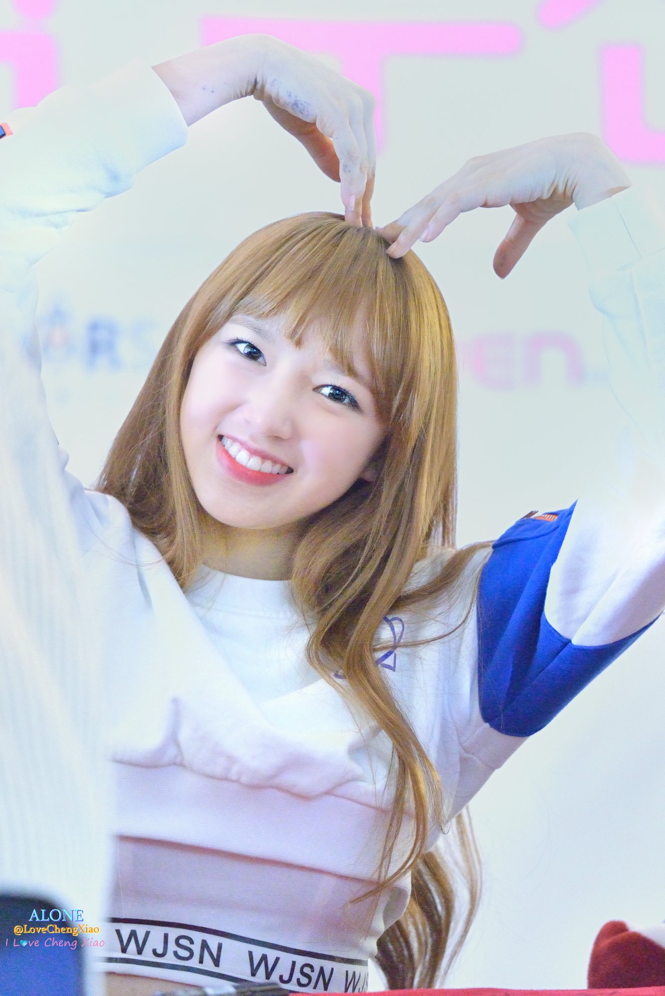 DiEzimkVAAACwml.jpg:orig