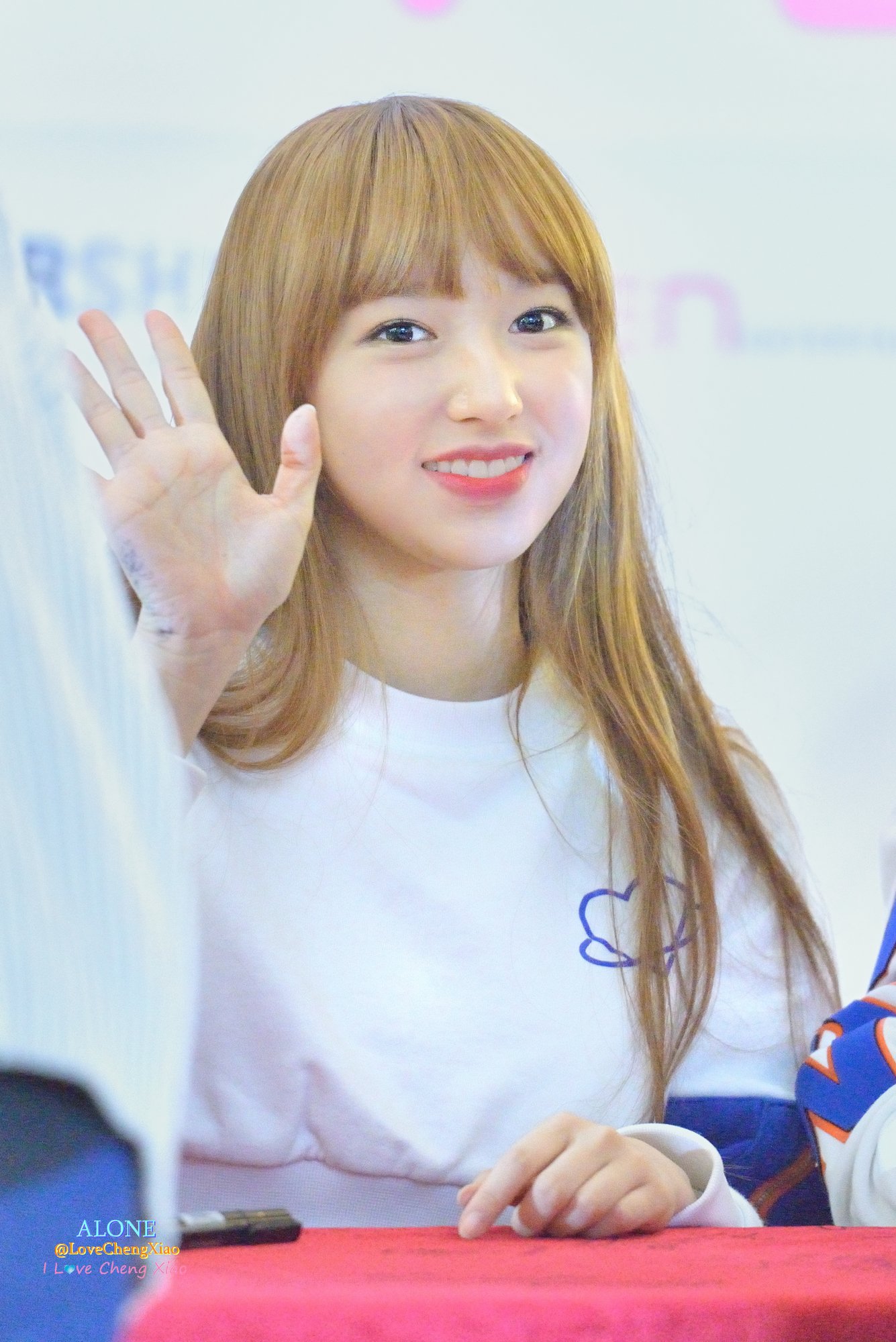 DiEzm9VVQAI0Rbf.jpg:orig