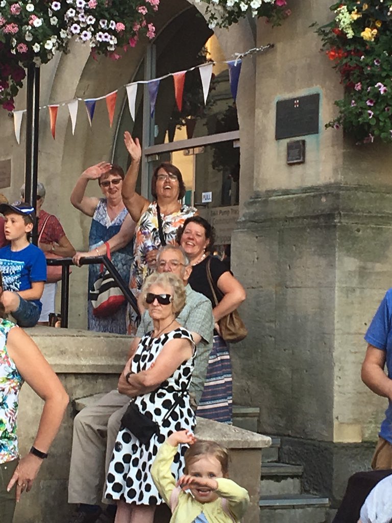 ClareMCape's tweet photo. 2/2 @ChipConnected @Chippenhamtcl @wbctcanal #funinthesun #ChipCarnival https://t.co/npYt38G99l