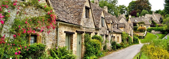 Do you fancy working in the beautiful AONB that is the Cotswolds? 

Glos County Council are recruiting for Children’s Social Workers at all levels - with a relocation package of £8k! Easy to apply & quick to interview. 

#socialworkjobs #movetothecountry 

gloucestershire.gov.uk/childrens-soci…