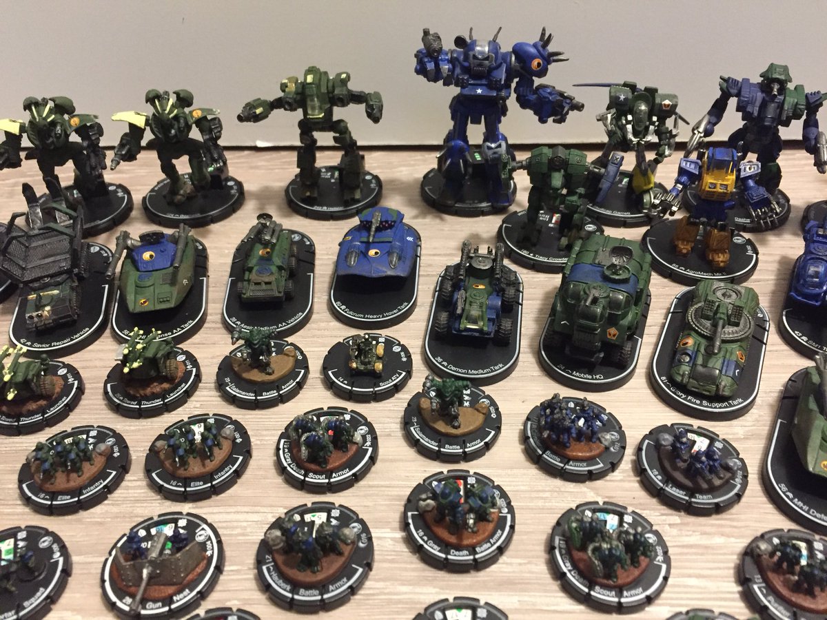 MotuMarkus's tweet photo. Combined forces of House Davion and the Swordsworn.
#mechwarrior #mechwarriordarkage #mechwarriorageofdestruction #mwda #aod #darkage #battletech #tabletop #tabletopgames #wizkids #click #motumarkus #geek #nerd #housedavion #swordsworn #davion #atlas #mech #tank #infantry https://t.co/Ni3FI1OMf3