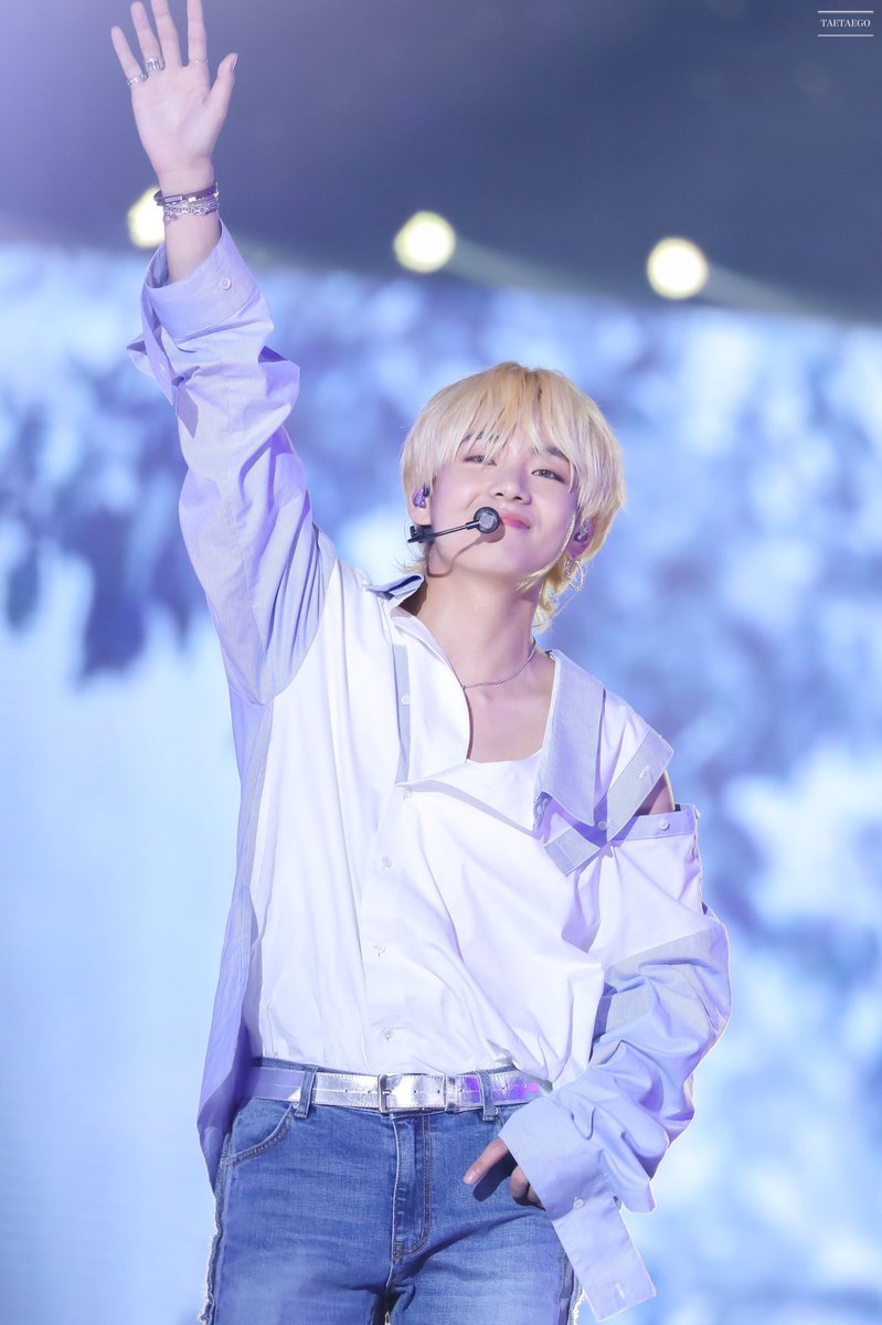 ktbrasil_'s tweet photo. 070718
—
SBS Super Concert in Taipei

#뷔 #V #태형 #Taehyung #방탄소년단 #BTS

#TeenChoice #ChoiceFandom #BTSARMY @BTS_twt https://t.co/N2XdMpdcC6