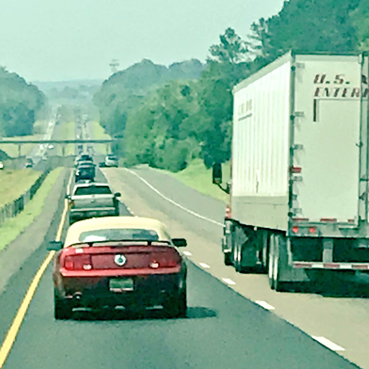 peytonmcnully's tweet photo. Dear @kayiveyforgov could you direct future resurface efforts by ALDoT mandate starting in the far right lane? #right2left Otherwise, ALDoT continues to incentivize the left lane ignorance AL state troopers should be seeking remedy 4 w/ roadside education/conversation 👮🏻‍♂️ https://t.co/vGC49yvByR