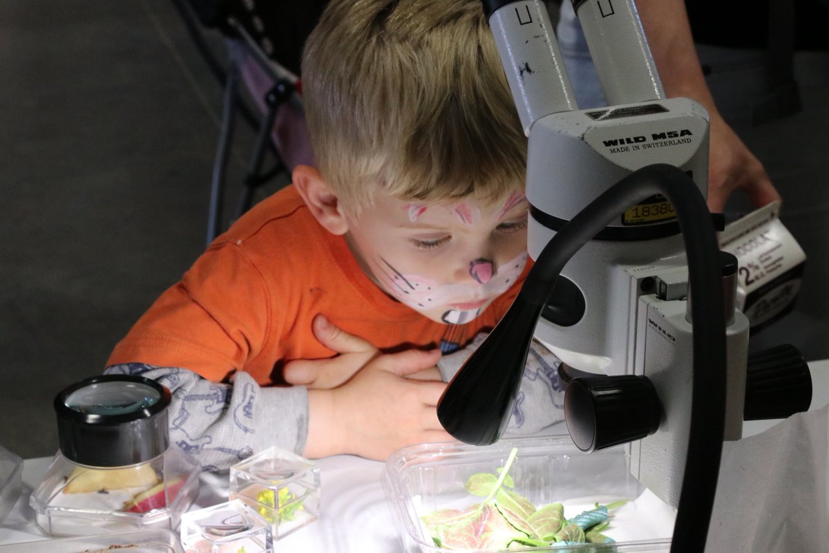 wayneagainpei's tweet photo. Great to see so many children at out @AAFC_Canada research open house in Harrington today.  The next generation.  #AgOpenHouse https://t.co/ou6cJGzjch