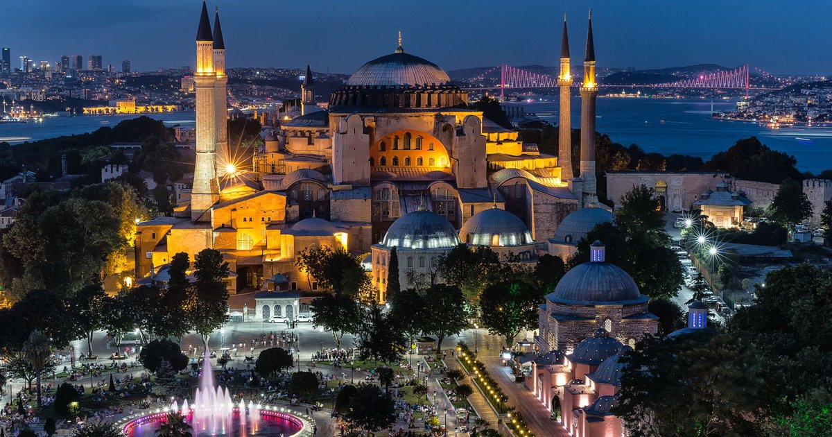 ToDoIndy's tweet image. Jewel of Istanbul: Beautiful photos of Hagia Sophia dlvr.it/QbZ3LK