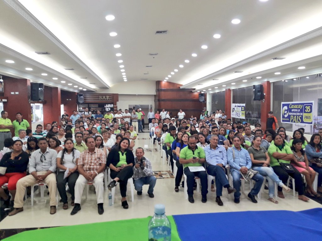 PasajePais's tweet photo. #Pasaje: Militantes, adherentes y ciudadanía en general acudieron hoy a la CONVENCIÓN CANTONAL de #AlianzaPAÍS  en la que por unanimidad eligieron al Ing @javierchangor como Director Cantonal de AP Pasaje @ElOroEsPAIS @dorian_977 @ricardozampais @marialevicuna @RosaLopez @Lenin https://t.co/e4ykC36SxE